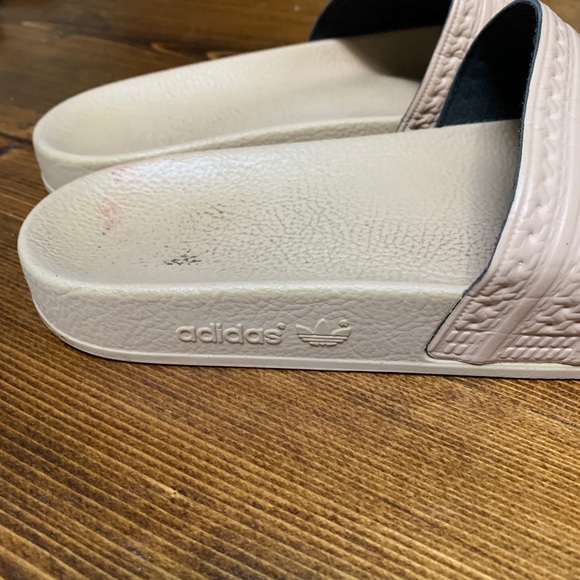 Adidas Light Dusky Pink Slides - Picture 2 of 2